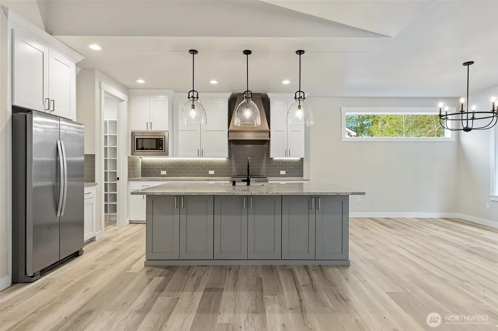 1529 Lockridge Loop E Enumclaw WA 98022