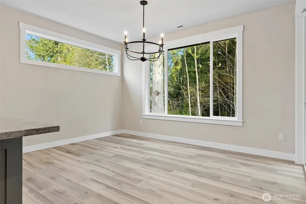 1529 Lockridge Loop E Enumclaw WA 98022