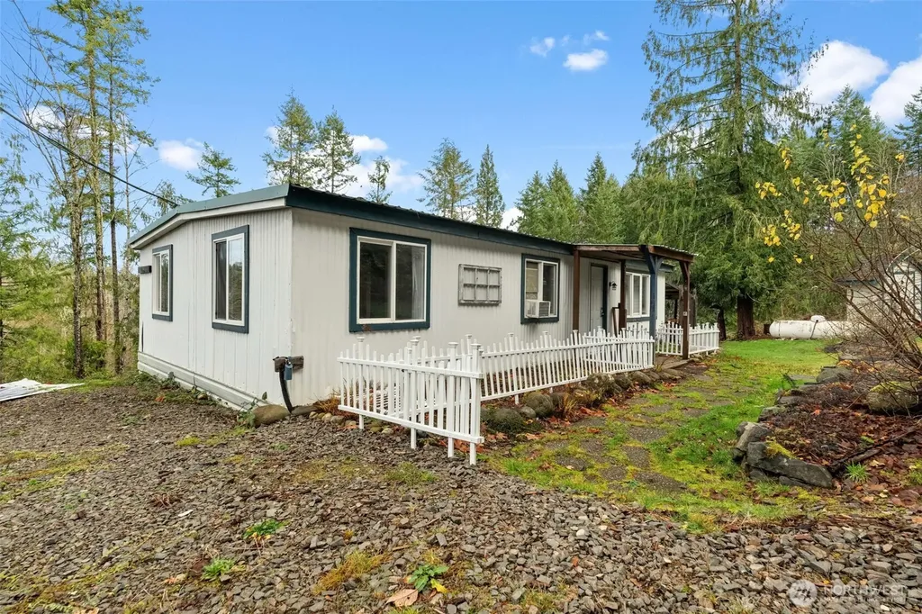 18818 Slough Lane SE Yelm WA 98597
