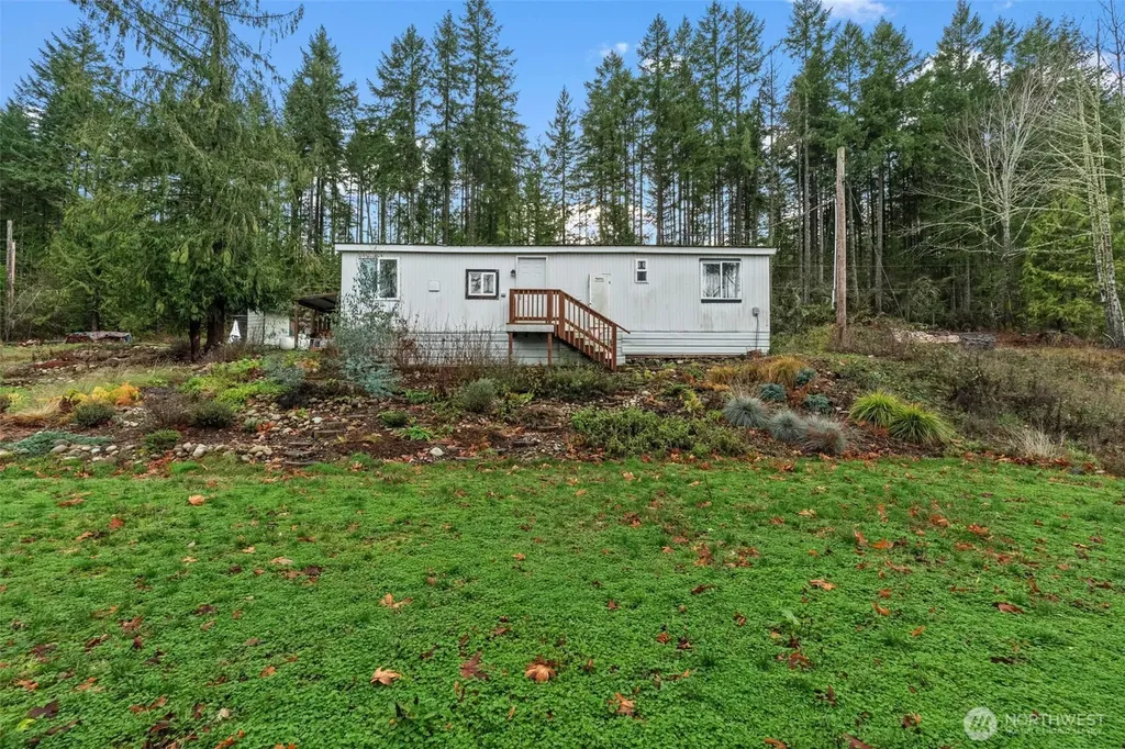 18818 Slough Lane SE Yelm WA 98597