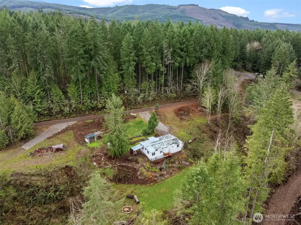 18818 Slough Lane SE Yelm WA 98597