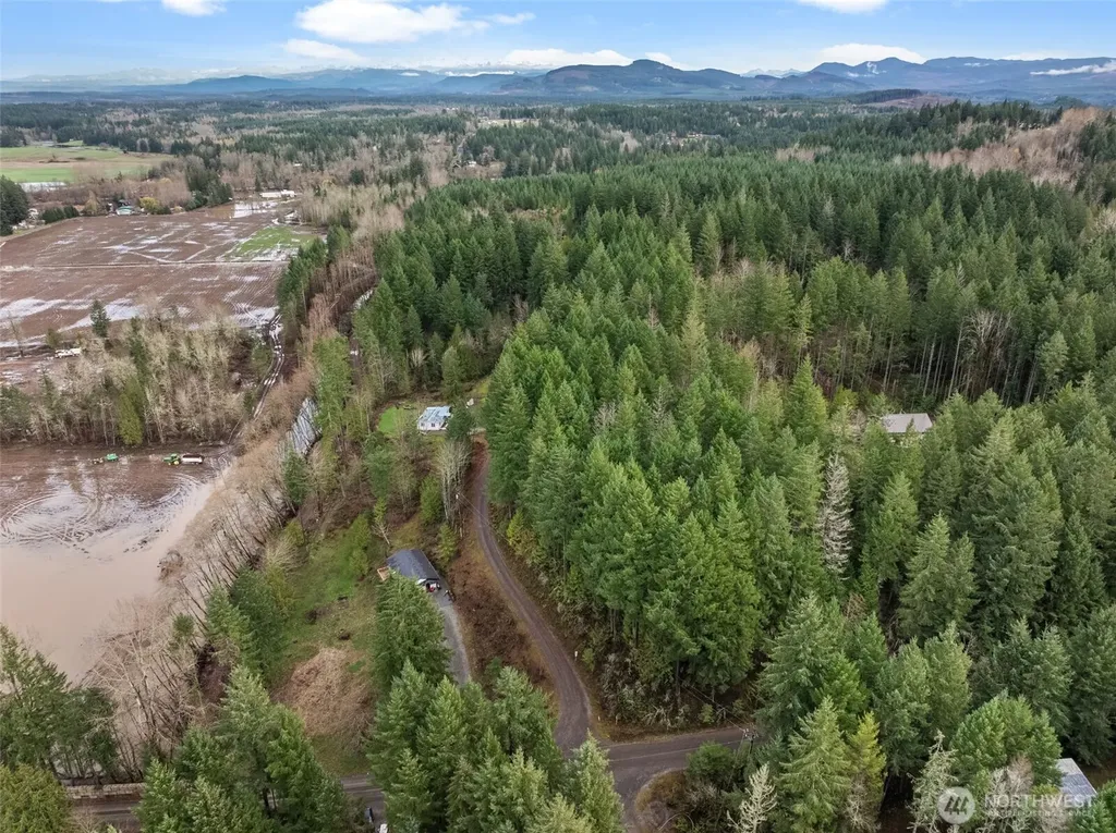 18818 Slough Lane SE Yelm WA 98597