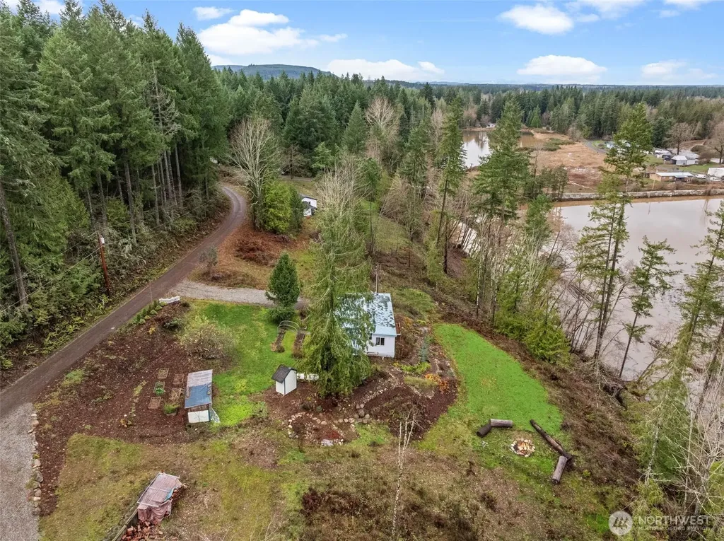 18818 Slough Lane SE Yelm WA 98597