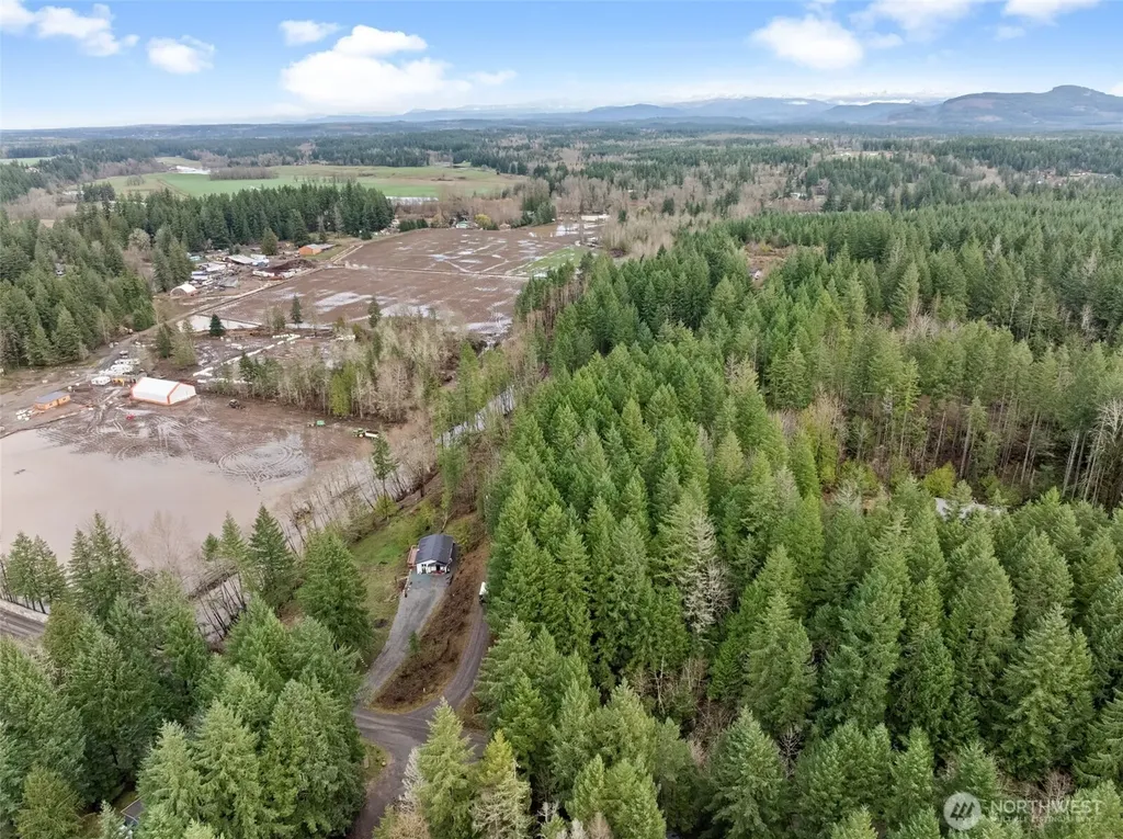 18818 Slough Lane SE Yelm WA 98597