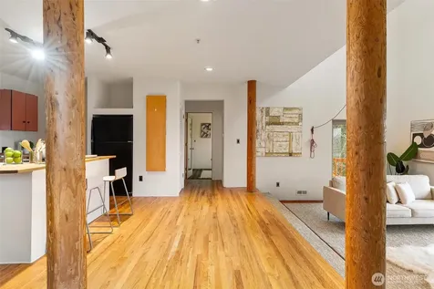 11804 90th Avenue NE Kirkland WA 98034