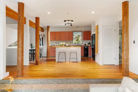 11804 90th Avenue NE Kirkland WA 98034