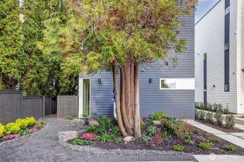 4405 S Holly Street Seattle WA 98118