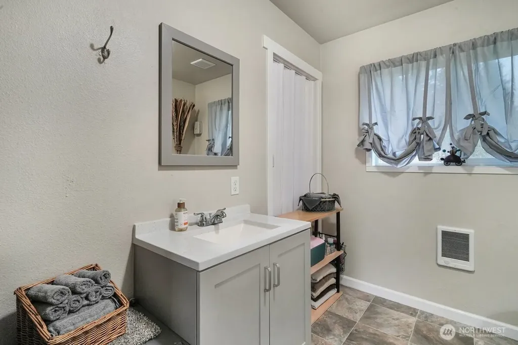 168 Middlecrest Drive Toledo WA 98591
