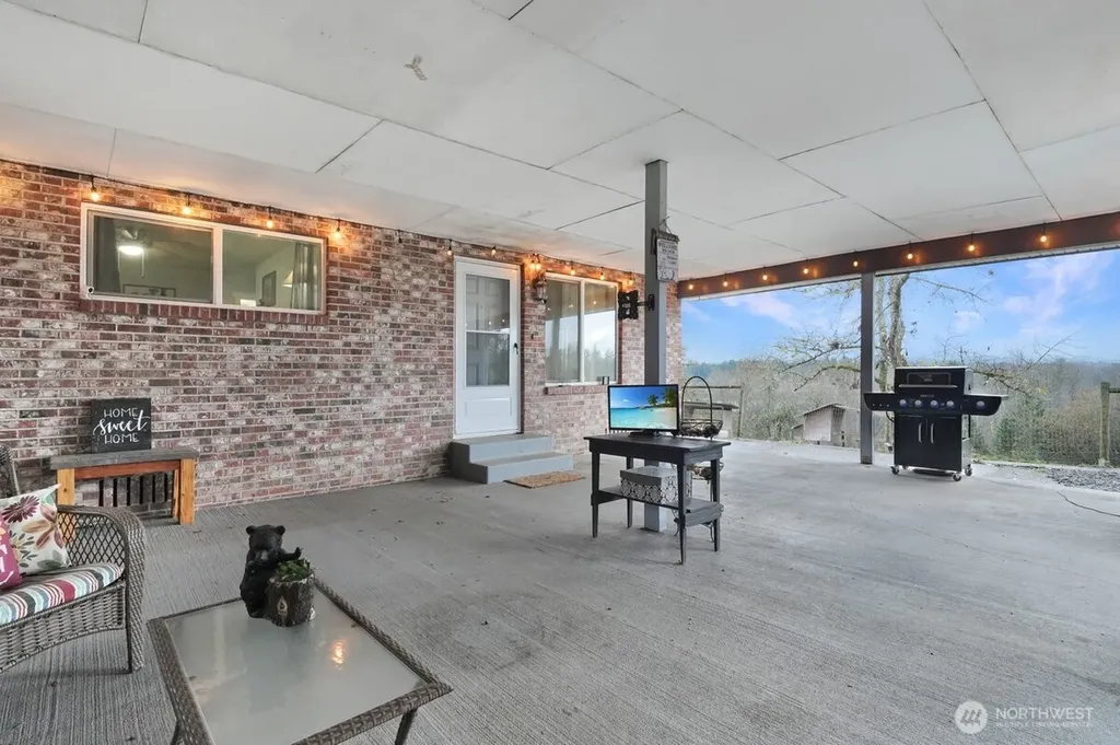 168 Middlecrest Drive Toledo WA 98591