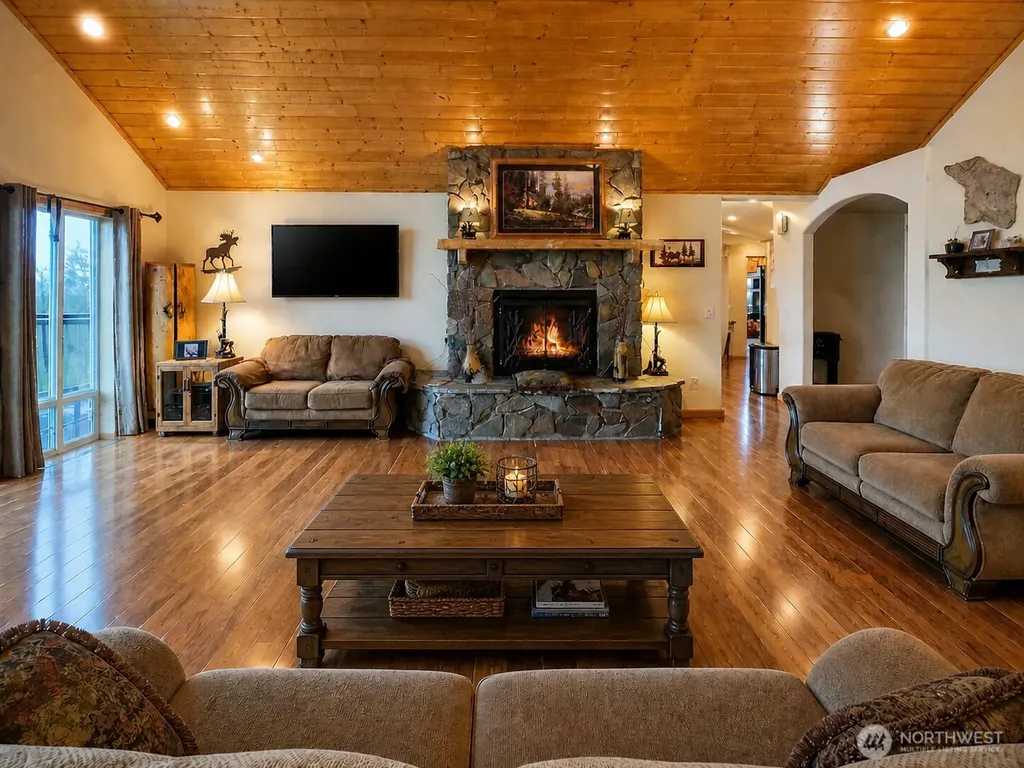 1028 Circle Drive Camano Island WA 98282