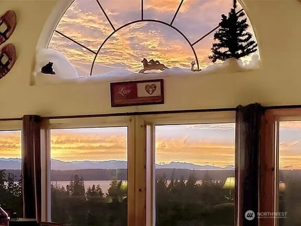 1028 Circle Drive Camano Island WA 98282
