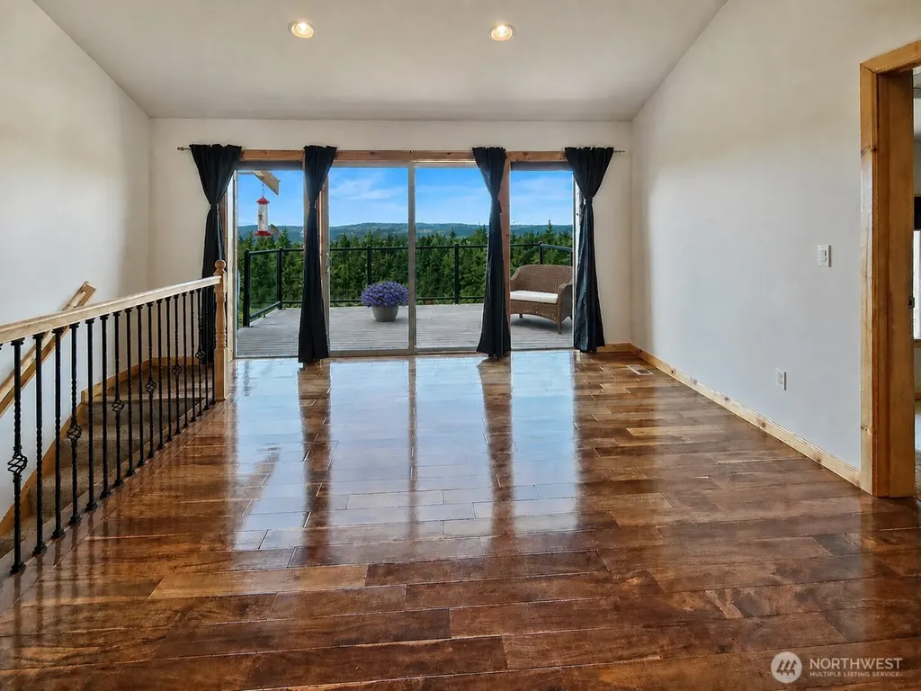 1028 Circle Drive Camano Island WA 98282