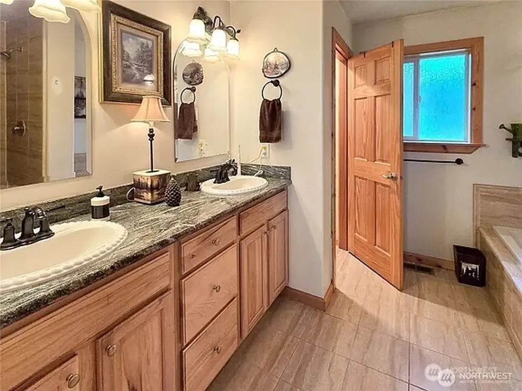 1028 Circle Drive Camano Island WA 98282