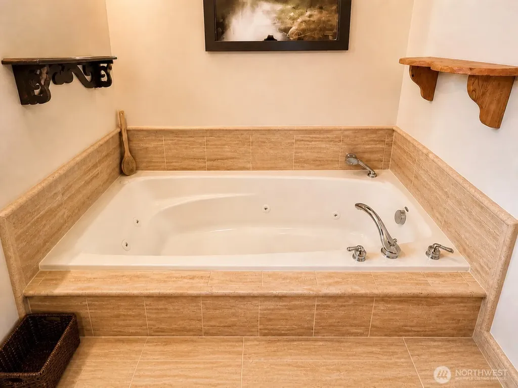 1028 Circle Drive Camano Island WA 98282