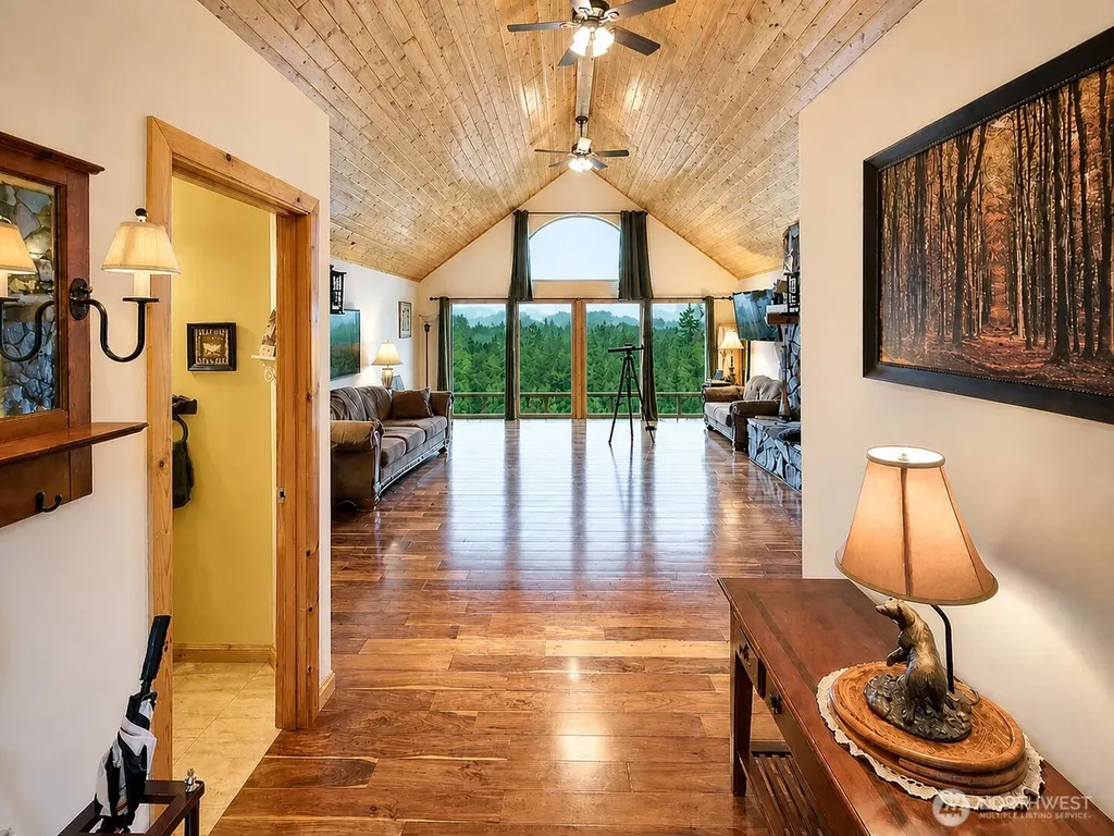 1028 Circle Drive Camano Island WA 98282