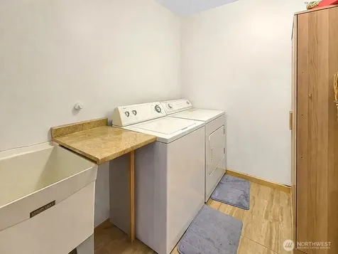 1028 Circle Drive Camano Island WA 98282