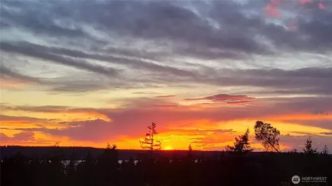 1028 Circle Drive Camano Island WA 98282