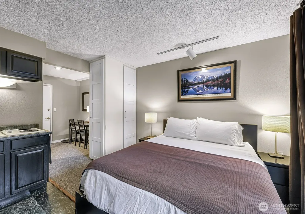 10433 Mt Baker Highway Deming WA 98244
