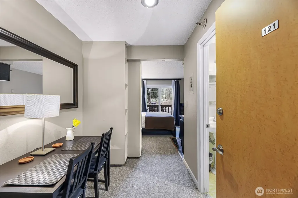 10433 Mt Baker Highway Deming WA 98244