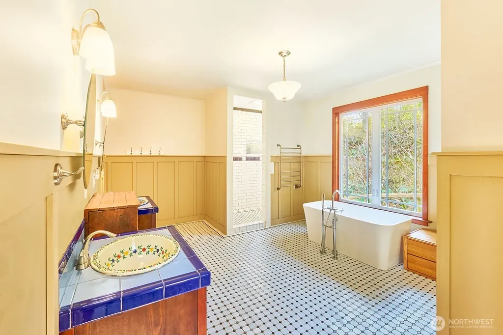 2147 Klahanee Drive Ilwaco WA 98624