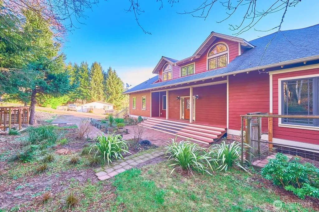 2147 Klahanee Drive Ilwaco WA 98624