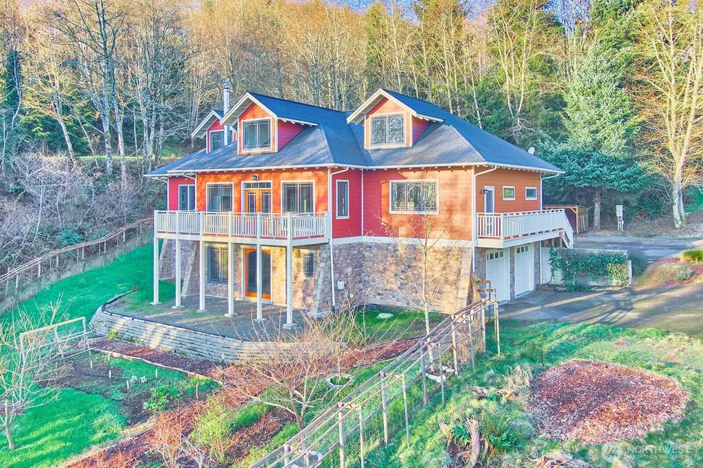 2147 Klahanee Drive Ilwaco WA 98624