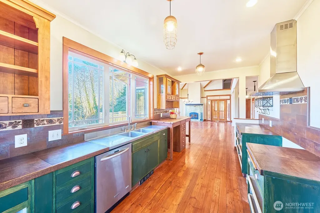 2147 Klahanee Drive Ilwaco WA 98624