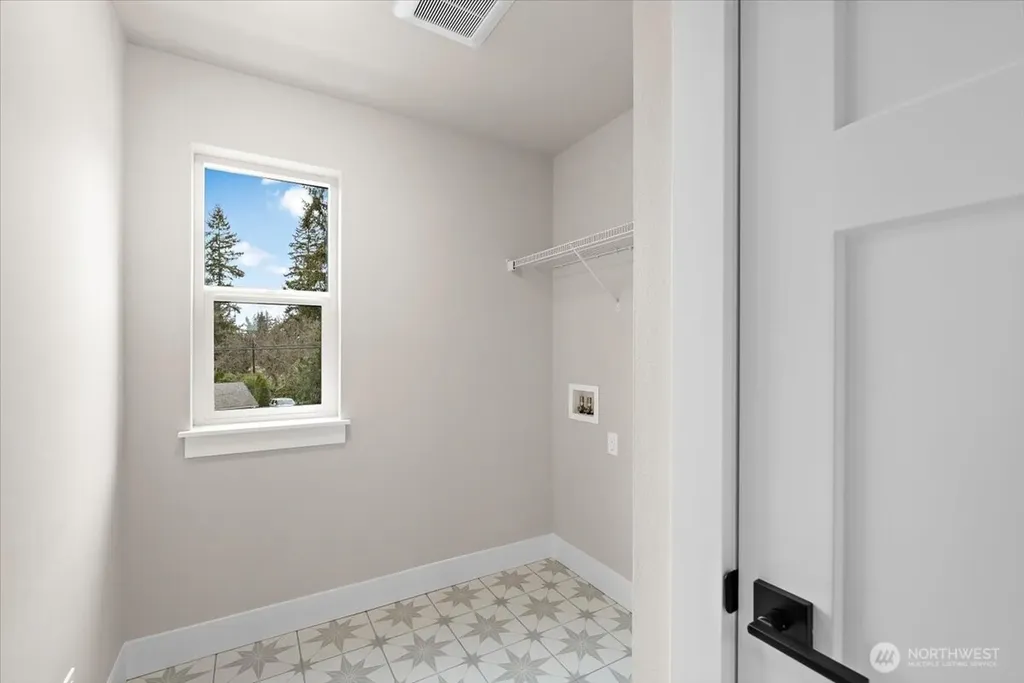 201 156th Place SW Lynnwood WA 98087