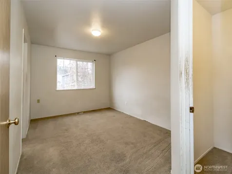 8717 161st Street E Puyallup WA 98375