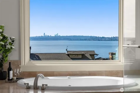410 8th Avenue W Kirkland WA 98033