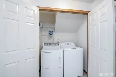 808 13th Street SE Puyallup WA 98372