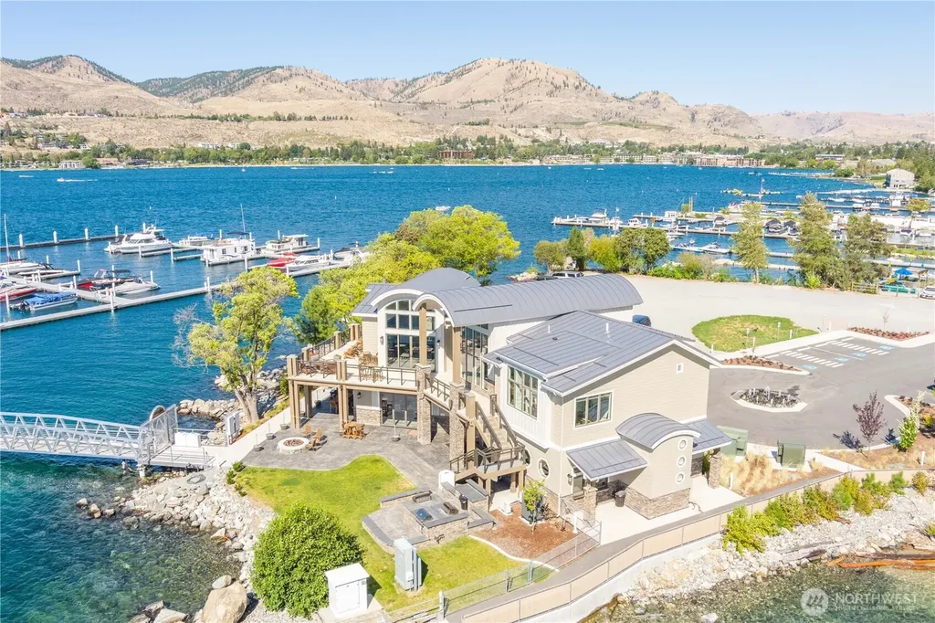 1350 W Woodin Avenue Chelan WA 98816