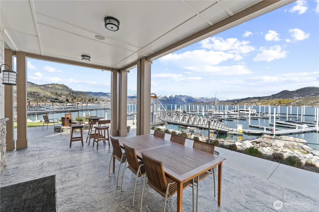 1350 W Woodin Avenue Chelan WA 98816
