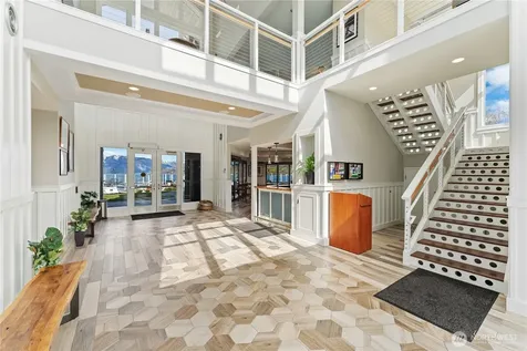 1350 W Woodin Avenue Chelan WA 98816