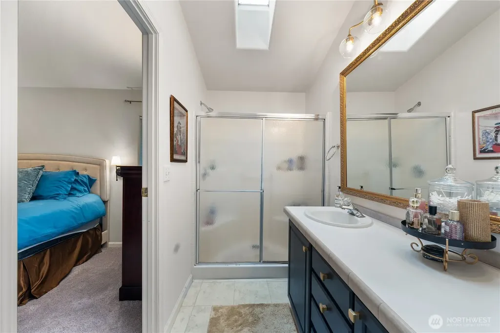 23825 15th Ave SE Bothell WA 98021