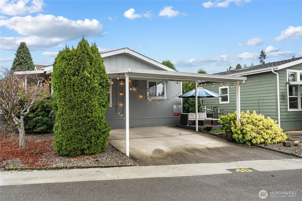 23825 15th Ave SE Bothell WA 98021