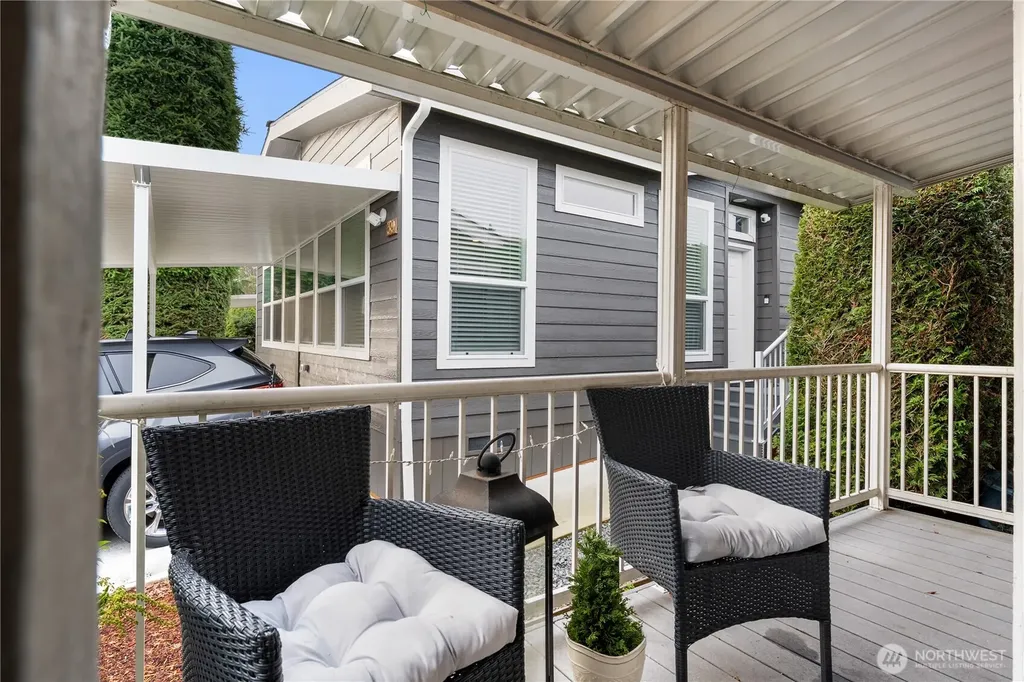 23825 15th Ave SE Bothell WA 98021