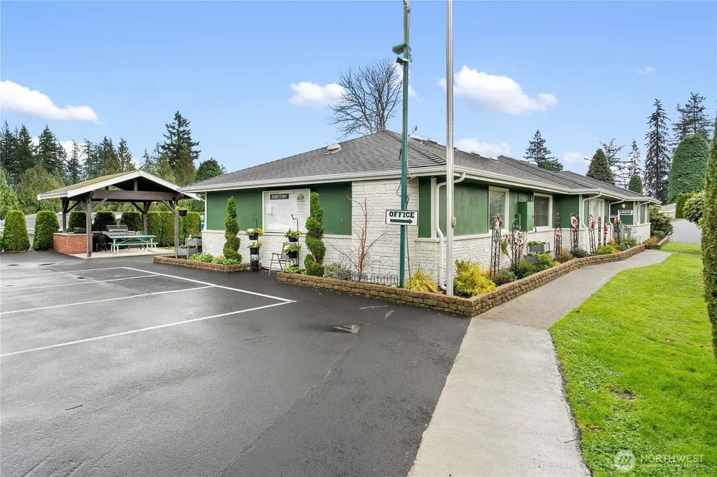 23825 15th Ave SE Bothell WA 98021