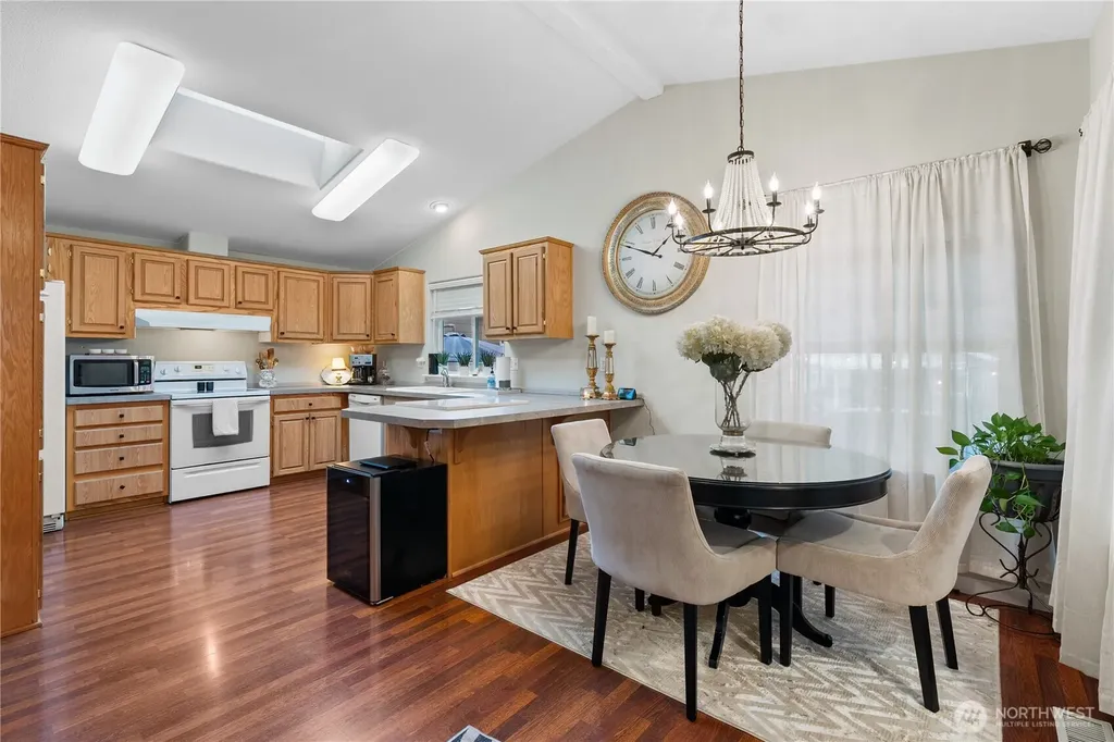 23825 15th Ave SE Bothell WA 98021