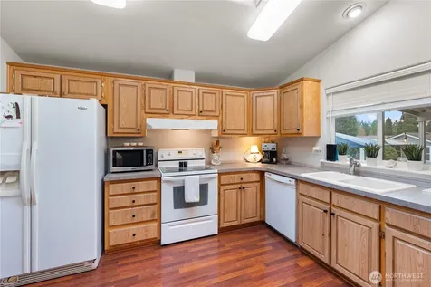 23825 15th Ave SE Bothell WA 98021