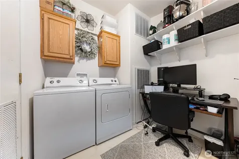 23825 15th Ave SE Bothell WA 98021