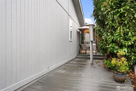 23825 15th Ave SE Bothell WA 98021