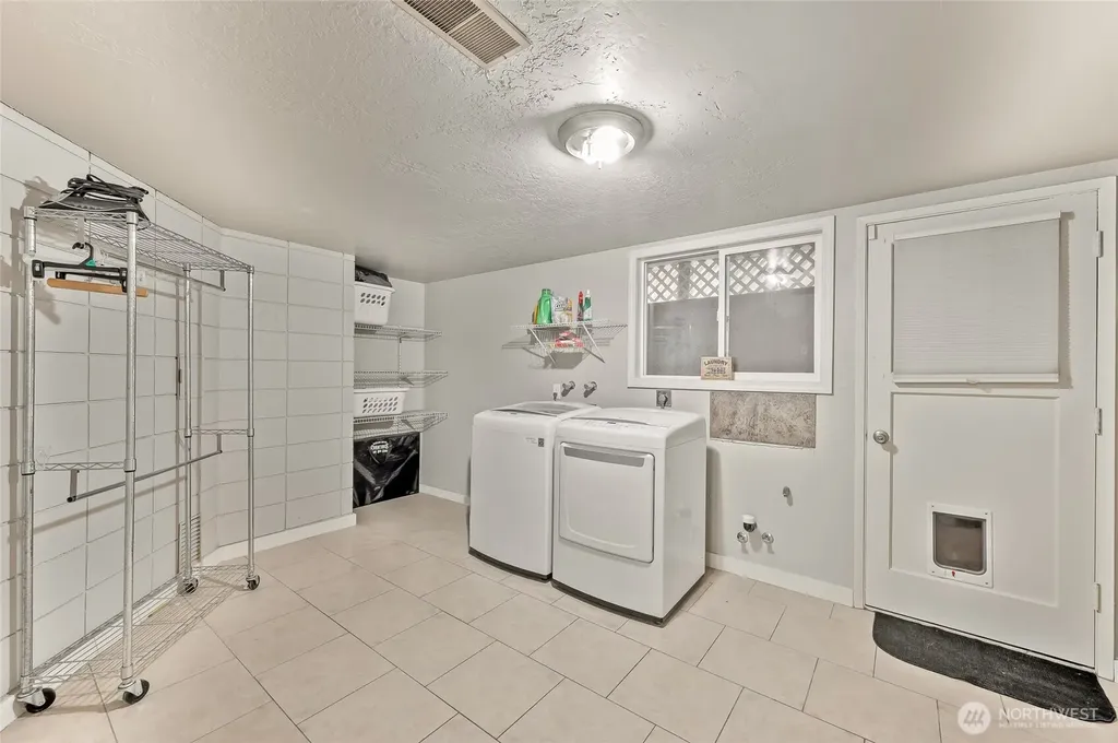809 N Kenroy Terrace East Wenatchee WA 98802