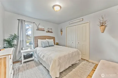 809 N Kenroy Terrace East Wenatchee WA 98802