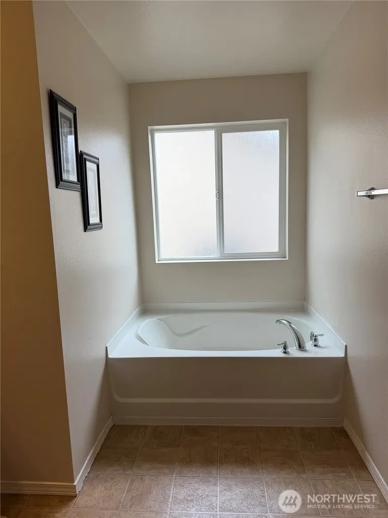 8105 88th Street NE Marysville WA 98270