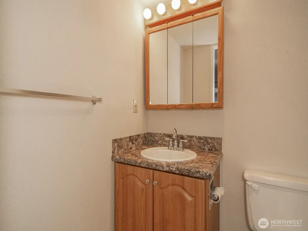 14527 NE 40th Street Bellevue WA 98007