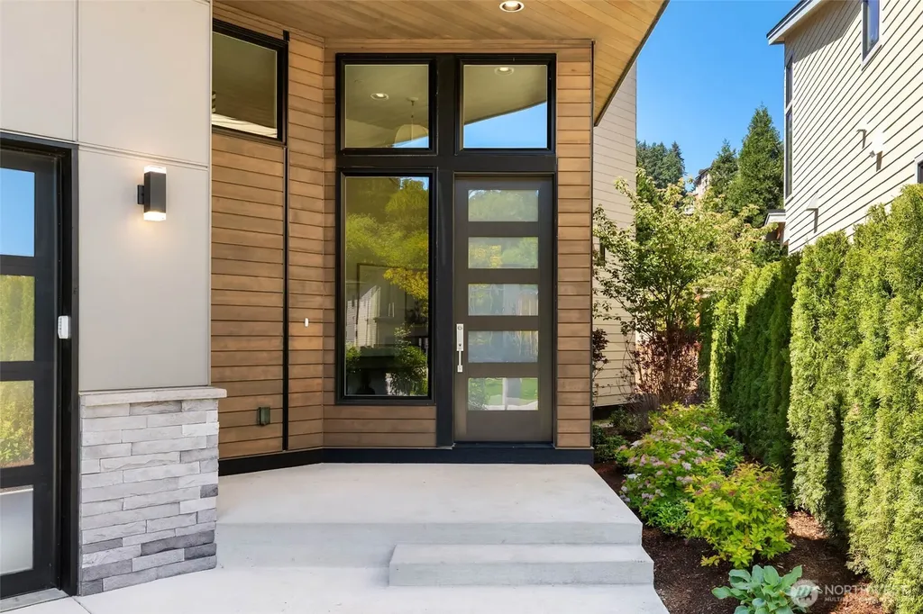 21017 SE 80th Street Issaquah WA 98027