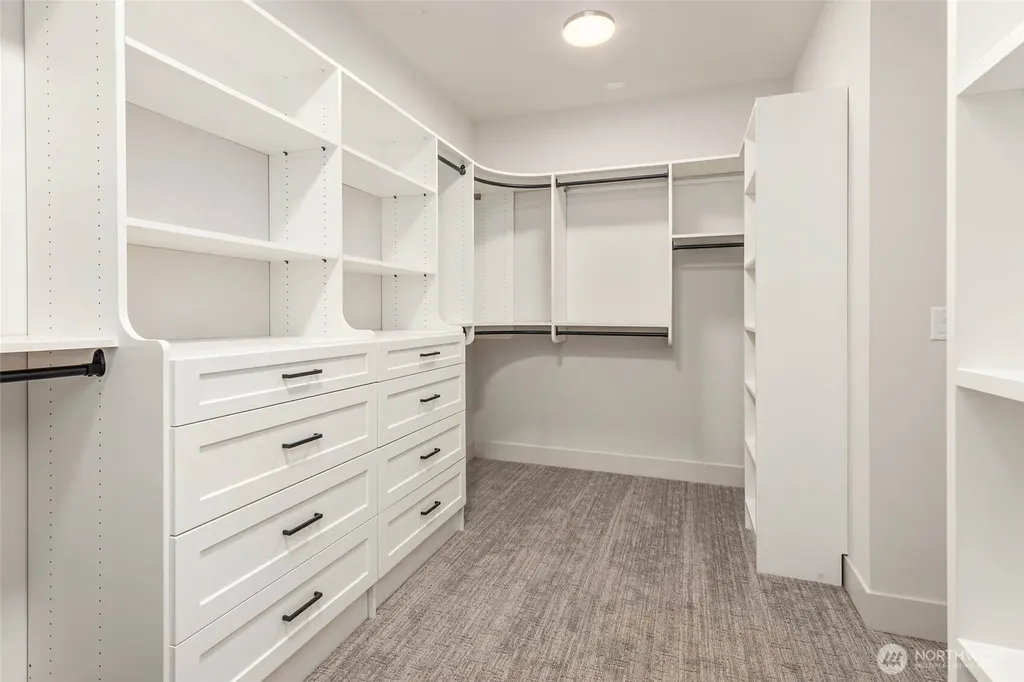 21017 SE 80th Street Issaquah WA 98027