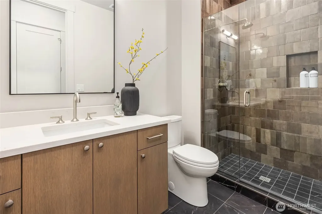 21017 SE 80th Street Issaquah WA 98027