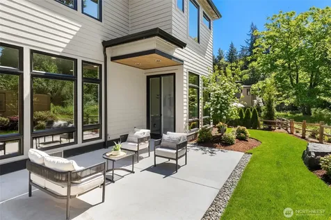 21017 SE 80th Street Issaquah WA 98027